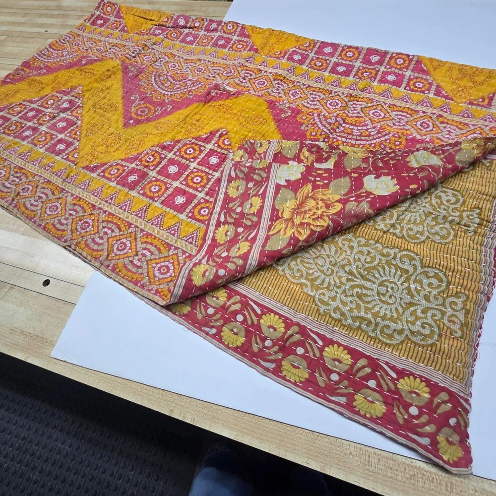 Kantha Throw Blanket Pink Yellow 52x43 Reversible Floral Geometric Boho‎ Cottage
